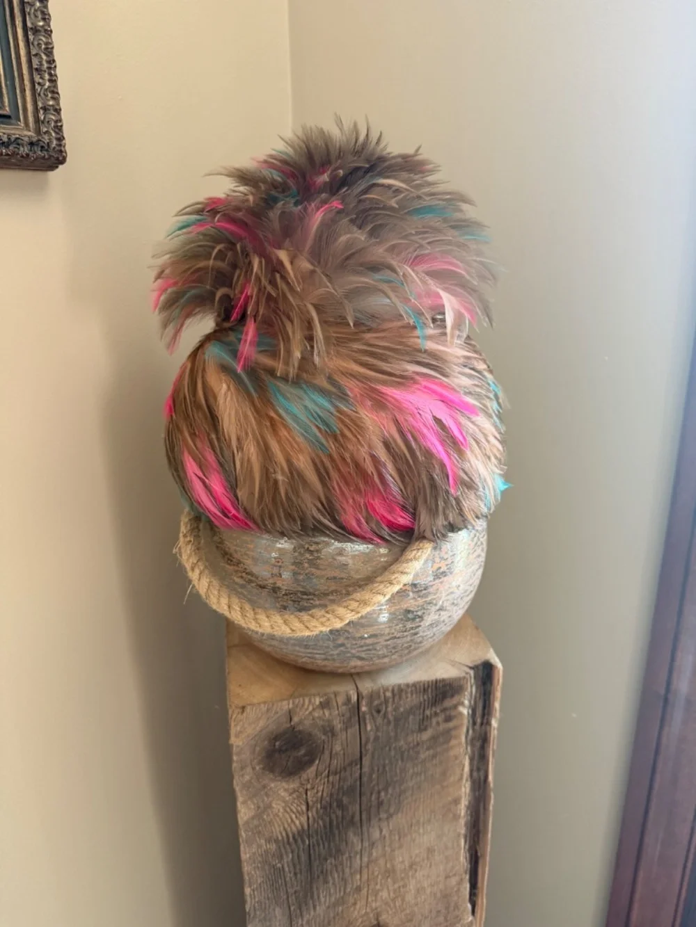 FABULOUS Vintage Desi of New York Women's Feather Pillbox with Tuft Hat Small